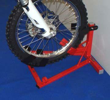 ROLL ON WHEEL CHOCK RED/BK, HEAVY DUTY ROLL ON SHOE