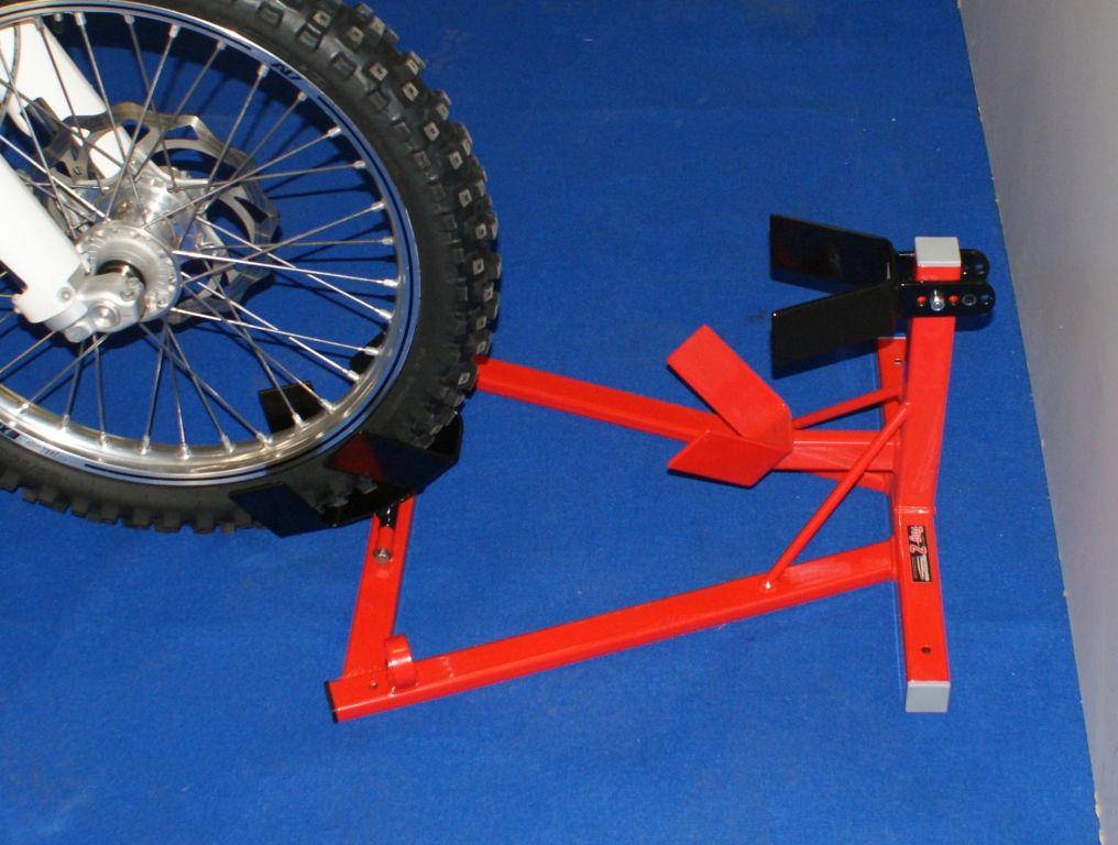 ROLL ON WHEEL CHOCK RED/BK, HEAVY DUTY ROLL ON SHOE