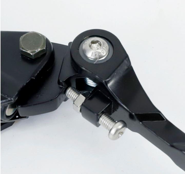 BRAKE MASTER CYLINDER WITH FLEXI LEVER BLADE