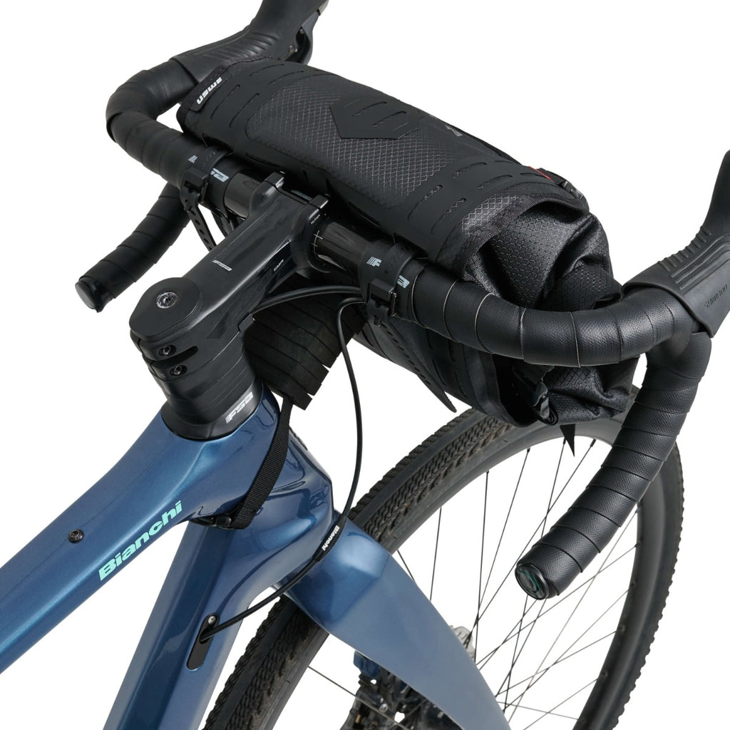 Handlebar Roll-Top Bag + Holster 9L - Black - USWE 200067001