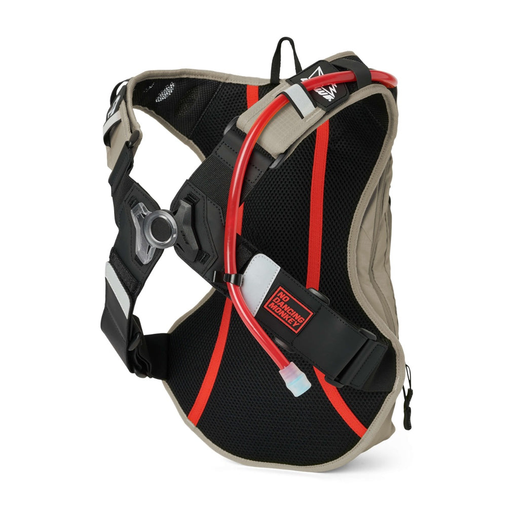 Outlander Moto 9L Hydration Pack - Sand - USWE 5209077021