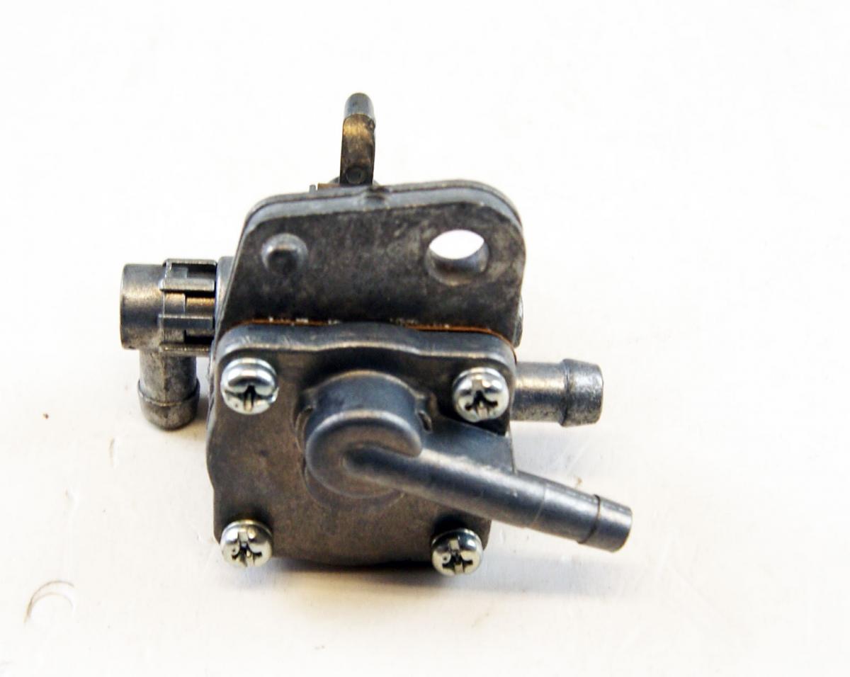 FUEL PETCOCK TAP 44300-01D21, GS400E 89-00 SECONDARY TAP, KL18-4134