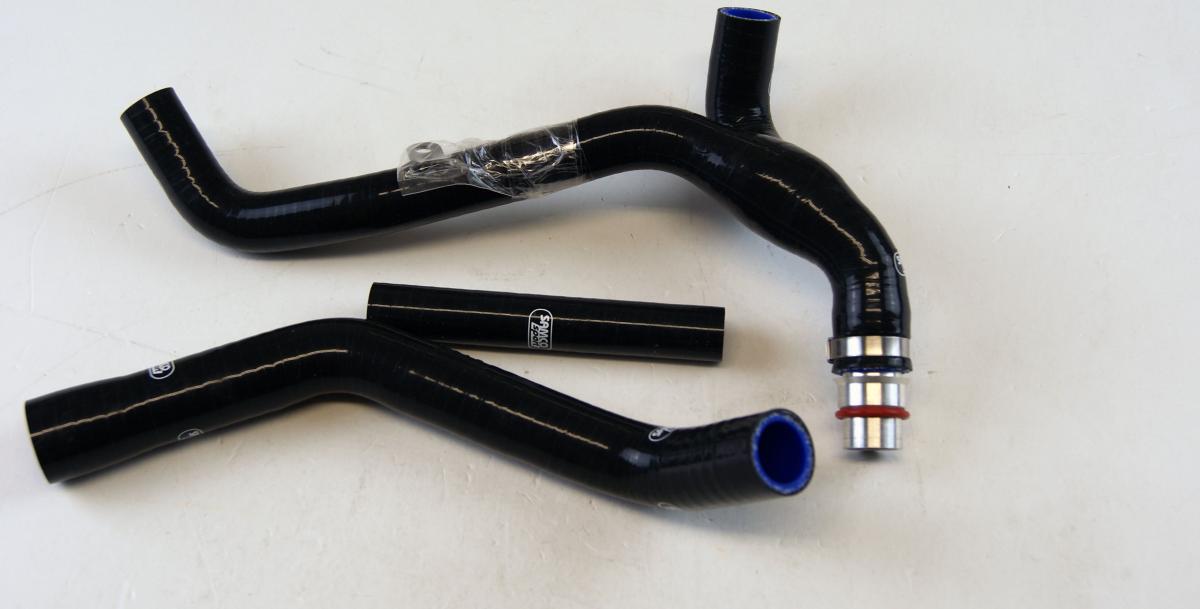 SAMCO HOSE KIT YAMAHA'Y' Piece Race Design, 3 PIECE KIT, BLACK, YAM-86 BK
