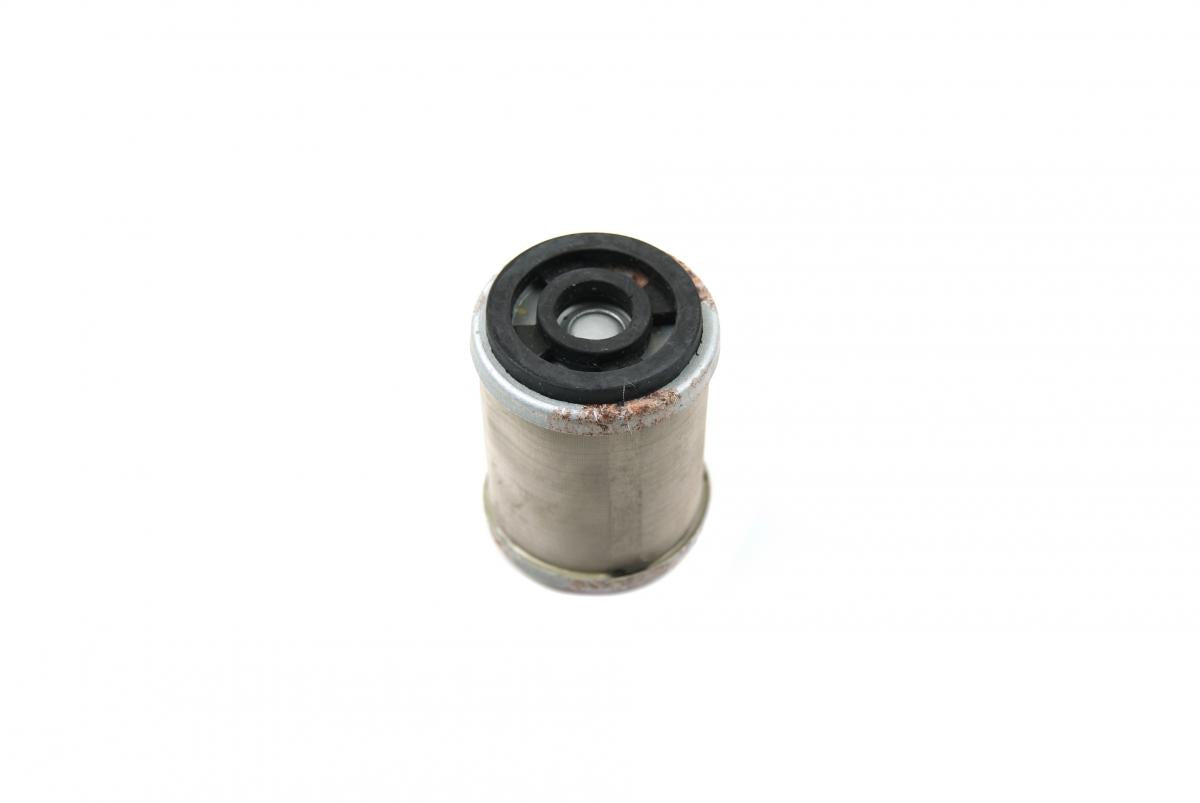15p OIL FILTER 1UY-13440-02-00, SURFACE CORROSION MF8142