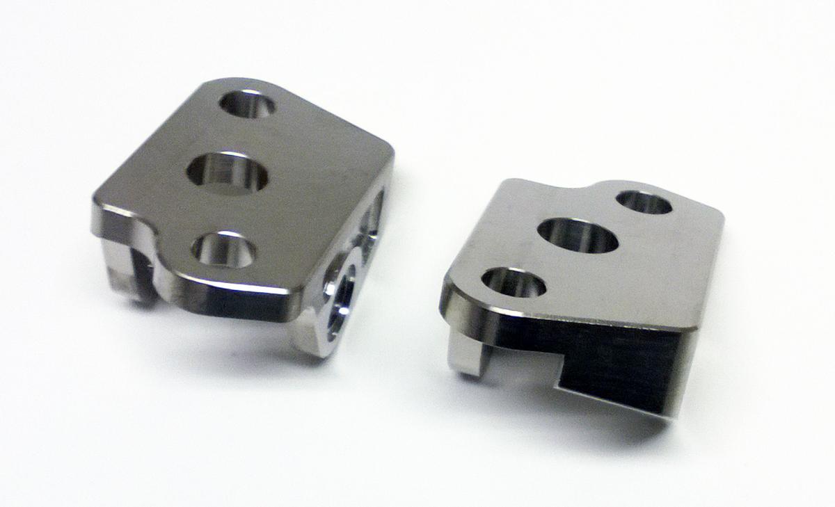 YZ 125/250 TITANIUM PEG MOUNT, SCAR STFMB151