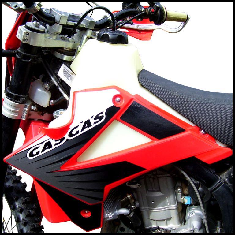 07-9 GASGAS FSR450 2.7usg, CLARKE FUEL TANK 11485