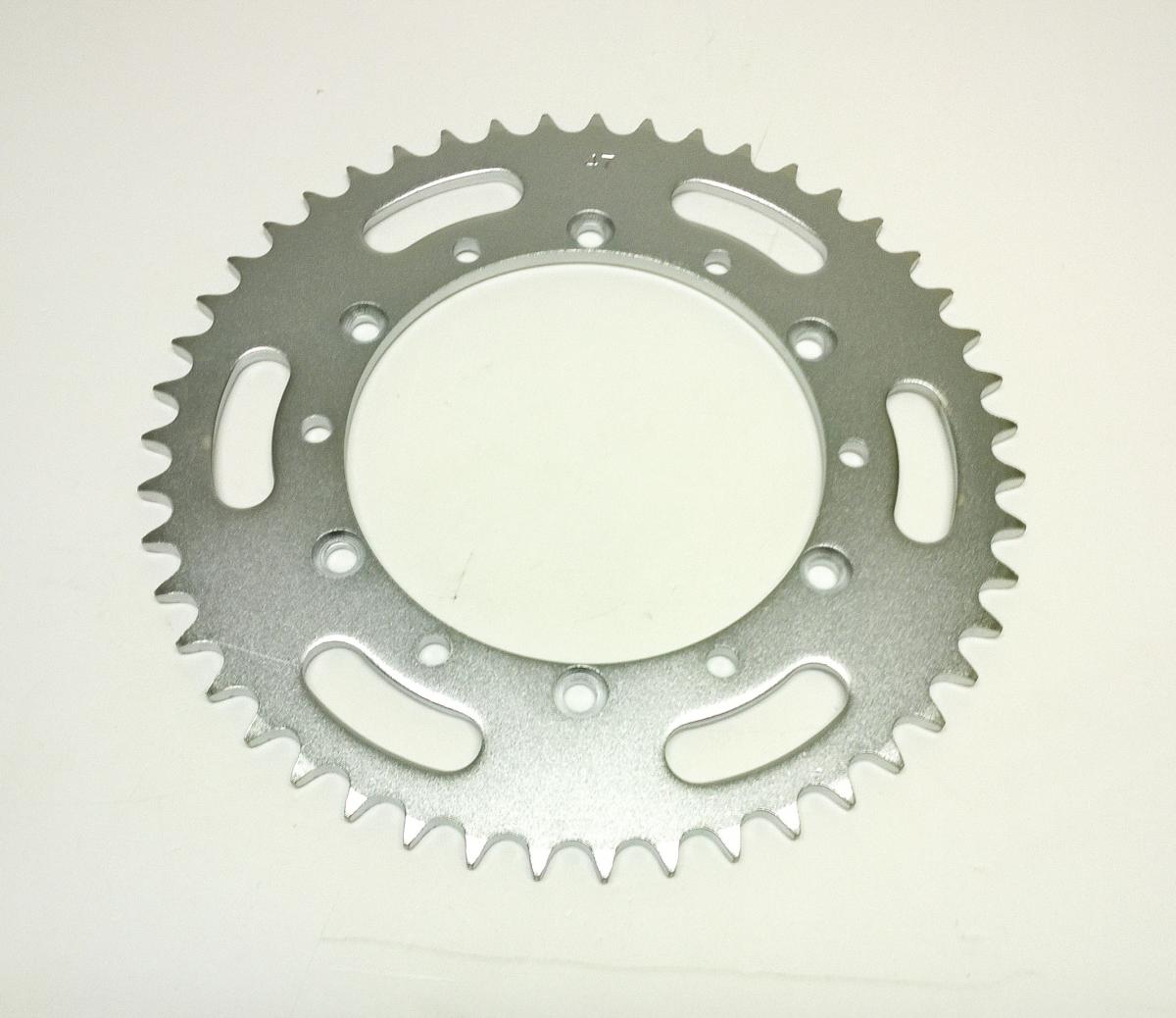 REAR SPROCKET STEEL 47 [JTR460.47] 520, SILVER