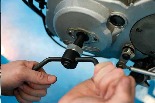 TIMING TOOL 1990-ON & 90*, MC-12820 CRANKSHAFT TURNING