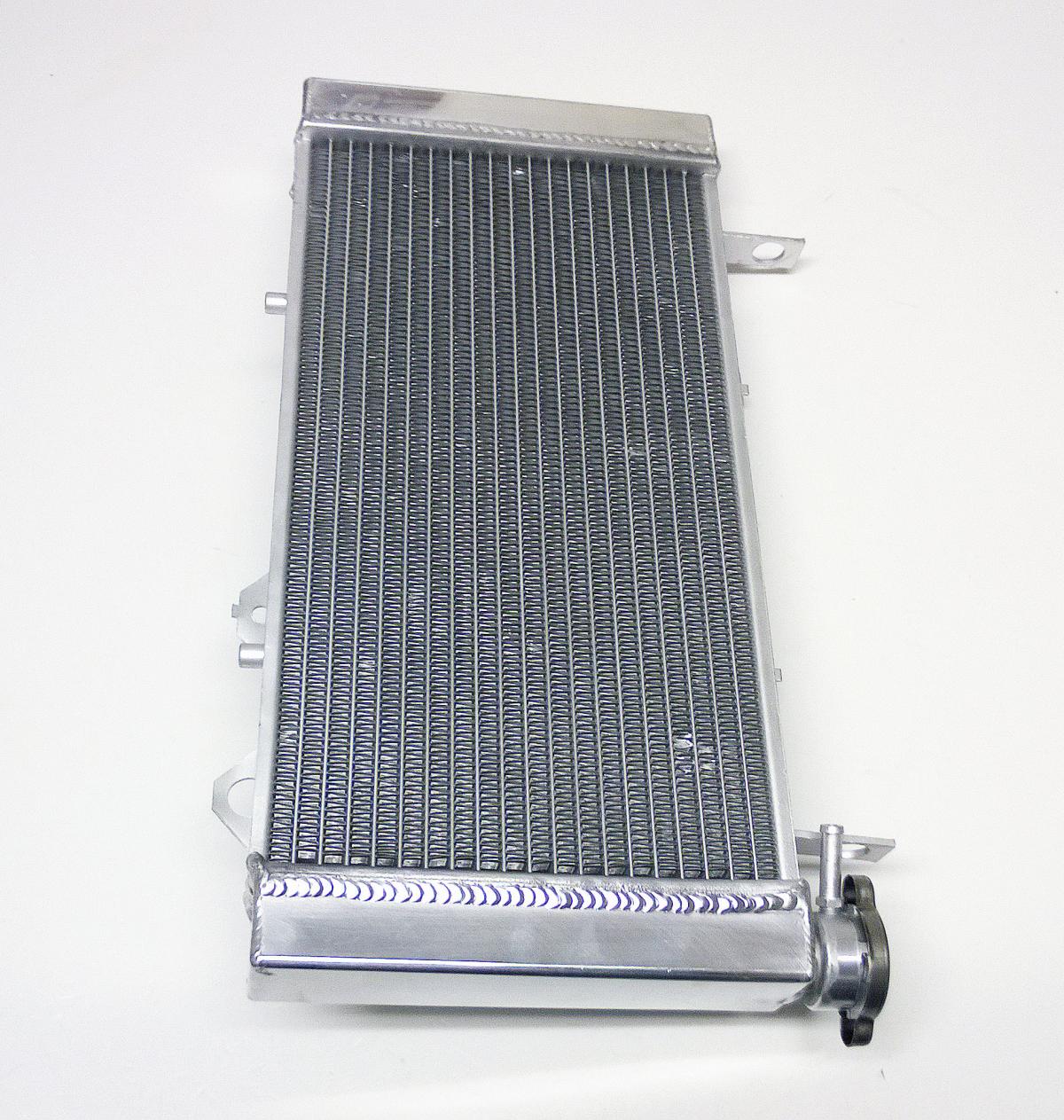 RADIATOR ALUMINIUM OVERSIZED 34MM CORE, HONDA ATV 19010-HP6-A01 AC-10017
