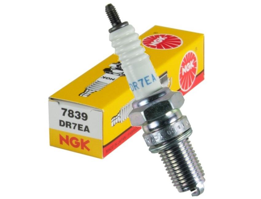 NGK SPARK PLUG DR7EA 7839