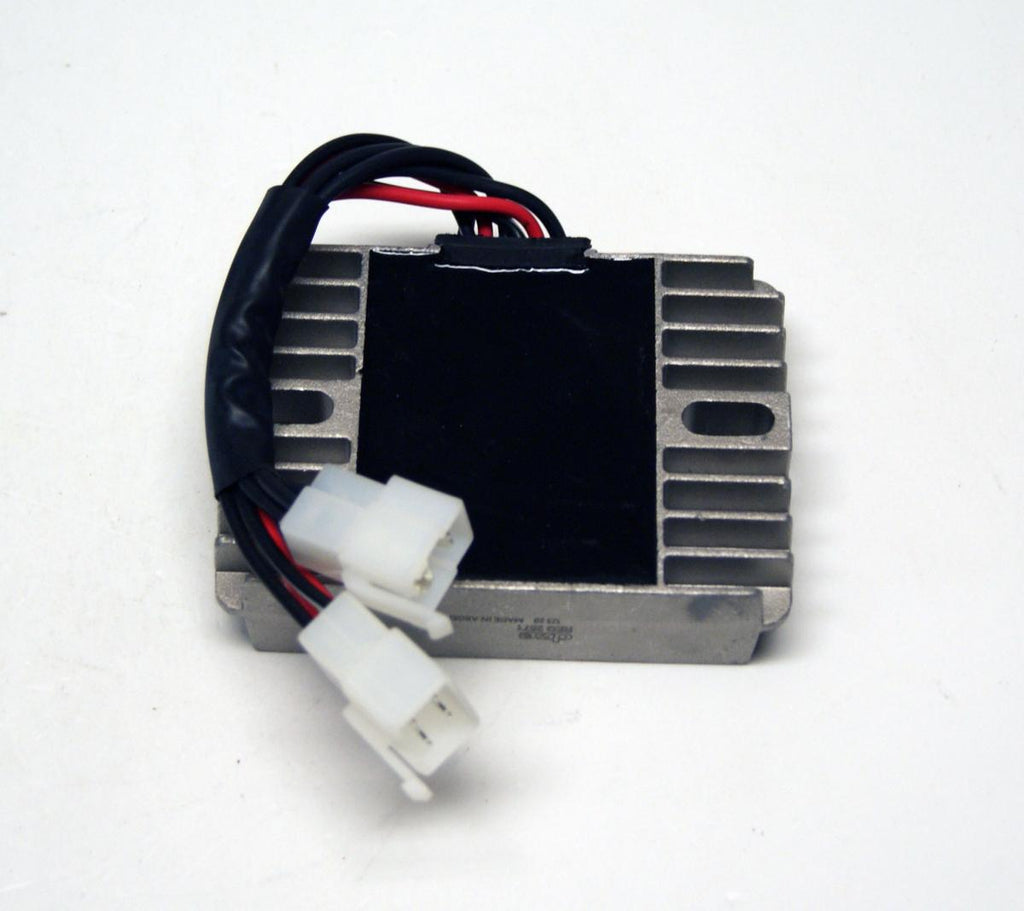 REGULATOR 32800-02F00 SH579A-12, DZE 02571-04 SUZUKI TL1000 R/S 1997-2004