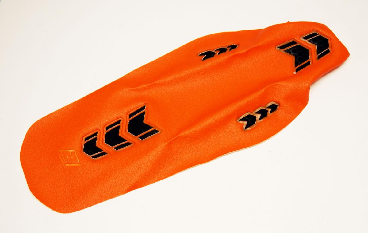 18-22 KTM85 TRACTION ORANGE, SEAT COVER BLACKBIRD 1527J/01