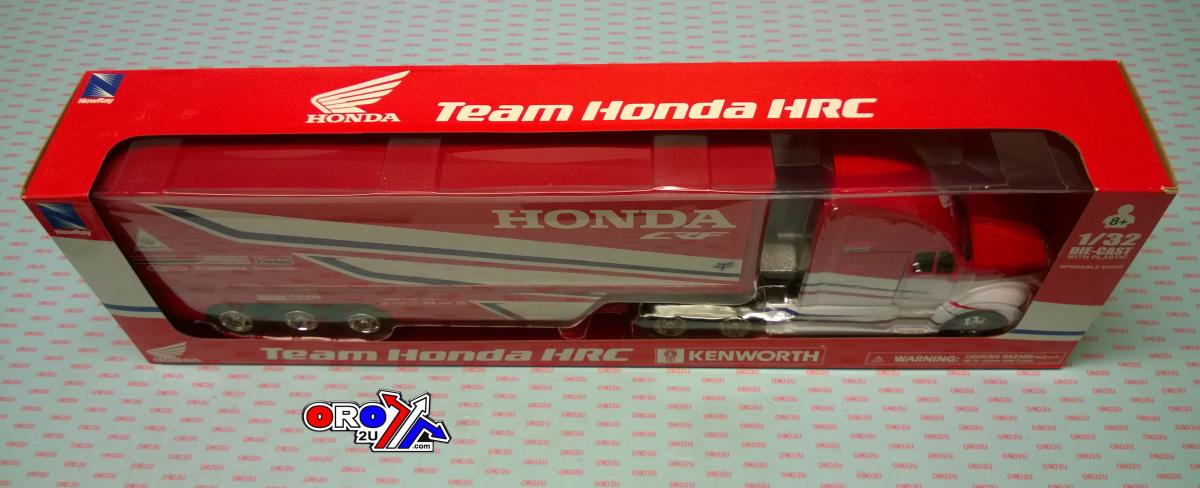 MODEL DIE CAST HRC RACE TEAM TRUCK, KENWORTH T700, RED & WHITE, SCALE 1:32, 10893 NEW RAY