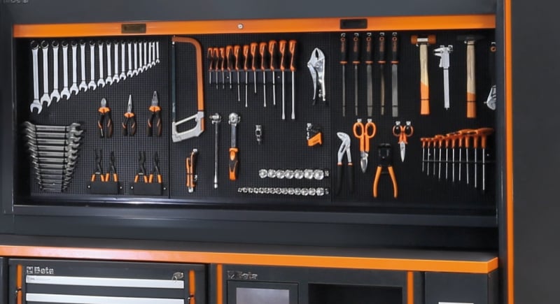 Tool Wall System with Lockable Adjustable Shutter, Perforated Panel, 50-Hook Kit, Power Socket Accommodation, Fits 2m Workbench - BetaRSC55 C55PSE-G