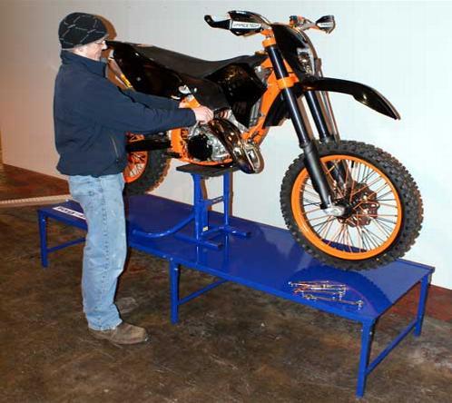 MOTORCYCLE WORKBENCH 440, CR RED, BIKE WORK BENCH, 42kg FREIGHT CHARGE L115xH20xW70cm