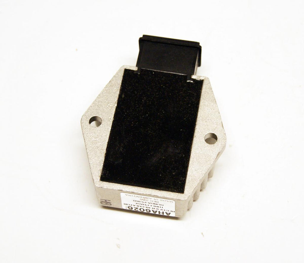REGULATOR 31600-KFG-860 861, HONDA VR750 CB600 ROAD, AHA6026 Scooter