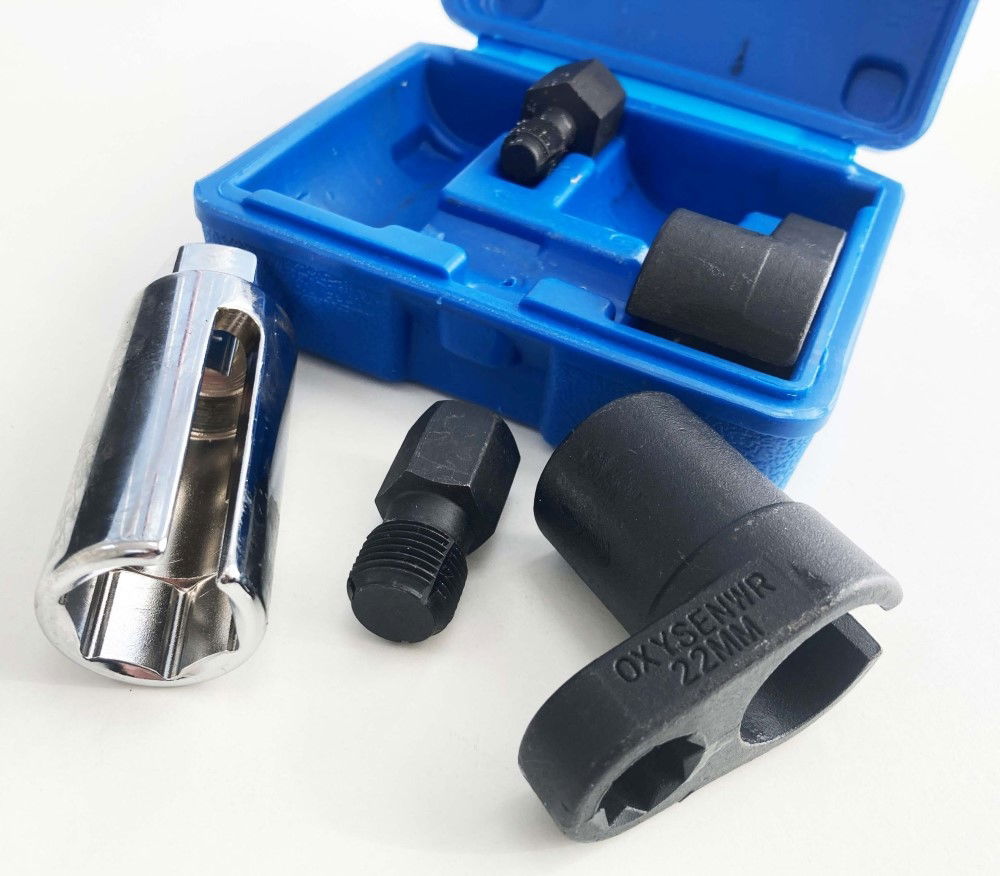 OXYGEN SENSOR AND THREAD CHASER SET 5pc INCLUDES 22mm SOCKETS - TOOLZONE KDPAU009