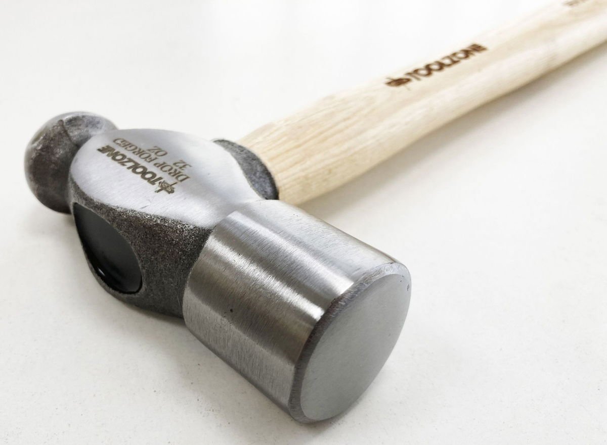 BALL PEIN HAMMER 32oz HICKORY HANDLE 370mm - TOOLZONE KDPHM067