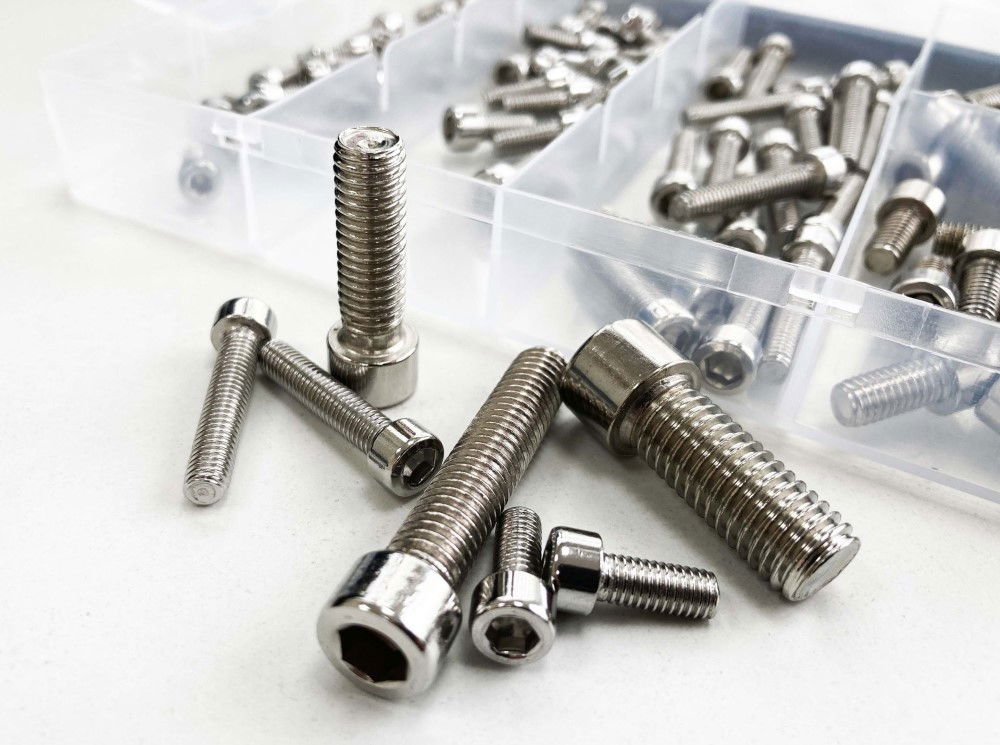 HEX CAP BOLT ASSORTMENT STAINLESS STEEL 201 106pc IN STORAGE BOX - TOOLZONE KDPHW207
