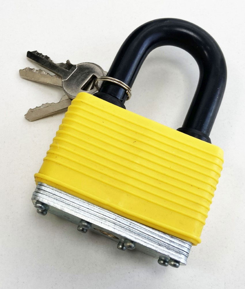 PADLOCK LAMINATED WEATHERPROOF 65mm SHACKLE 8mm WITH 3 KEYS - TOOLZONE KDPLK007