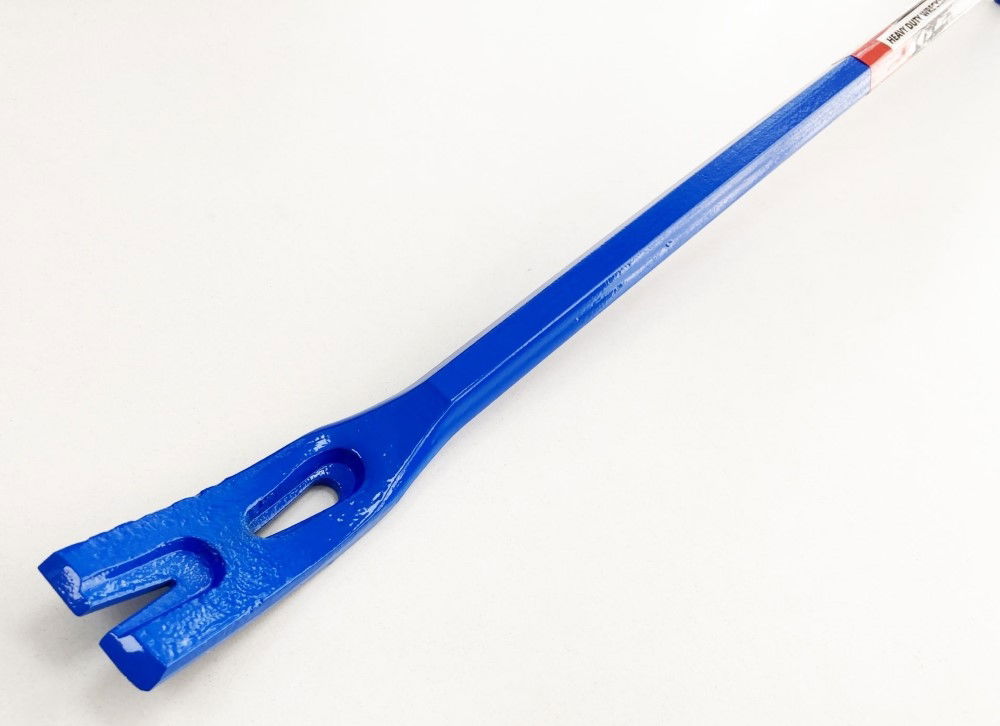 WRECK BAR HEAVY DUTY HEX 30 x 19mm WITH NAIL PULLER SLOT - TOOLZONE KDPPN167