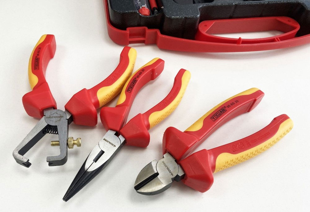 VDE ELECTRICIANS TOOL KIT 11PC - TOOLZONE KDPSD301