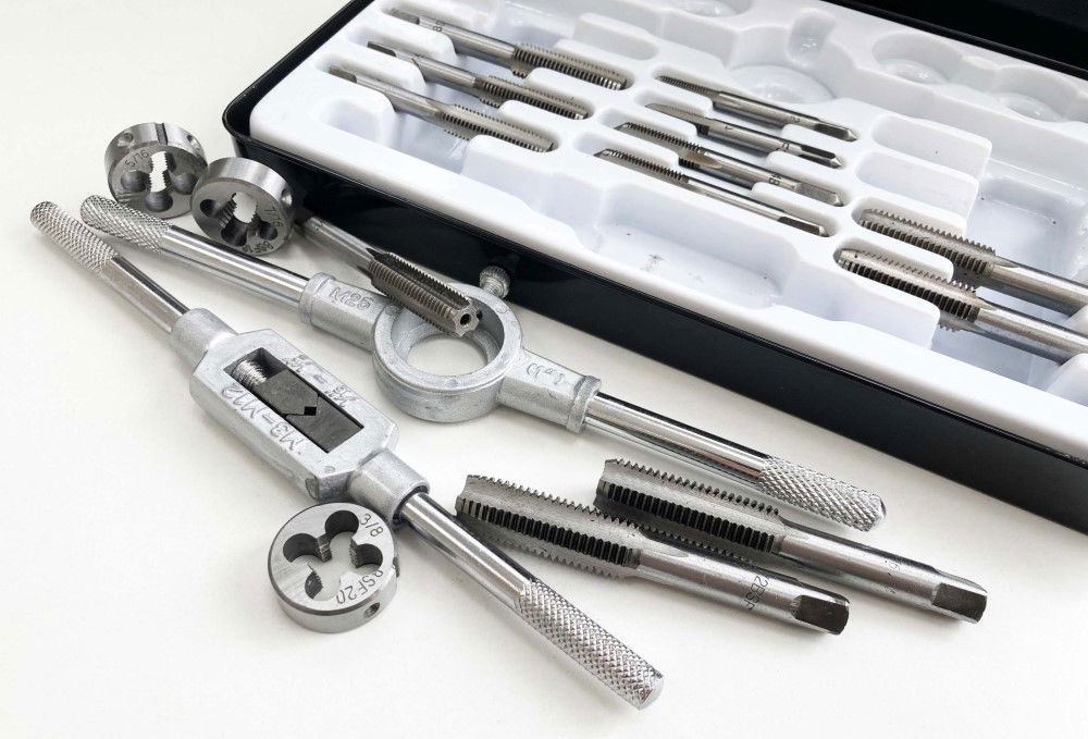 TAP AND DIE SET BSF 20 PIECE 3/16-1/2 TUNGSTEN ALLOY STEEL - TOOLZONE KDPTP098