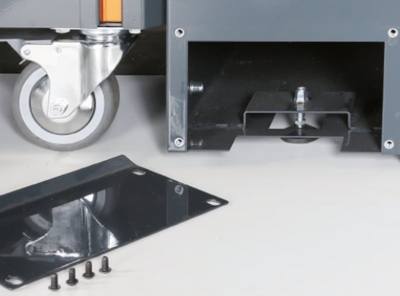 2.8m Workbench with Shockproof PVC Coated Worktop, Adjustable Feet, Vice Holes - BetaRSC55 C55BO/2,8