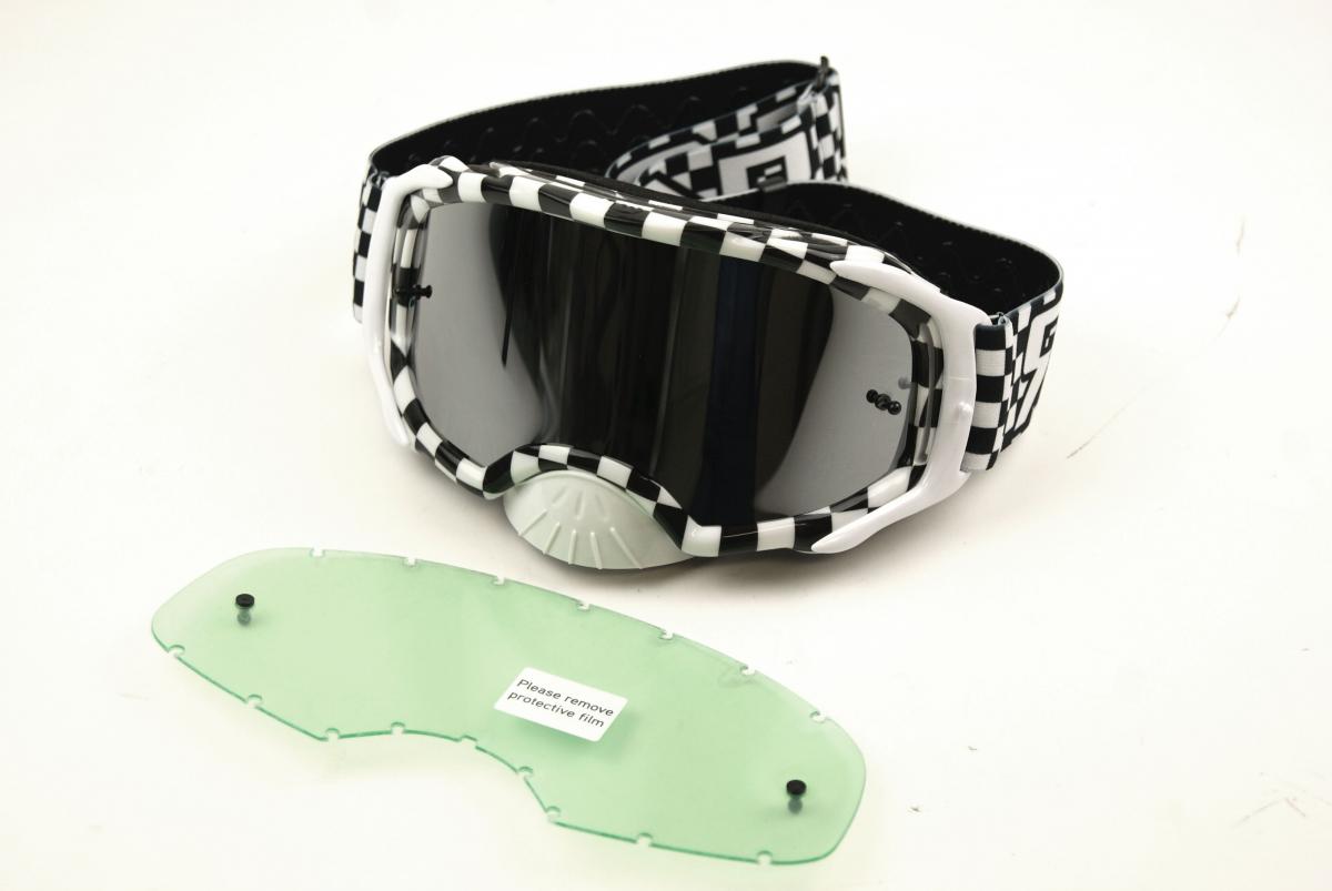 RNR PLATINUM TEAR OFF MIRRORED, CHQ FLAG GOGGLE, GAM10, TEAR OFF
