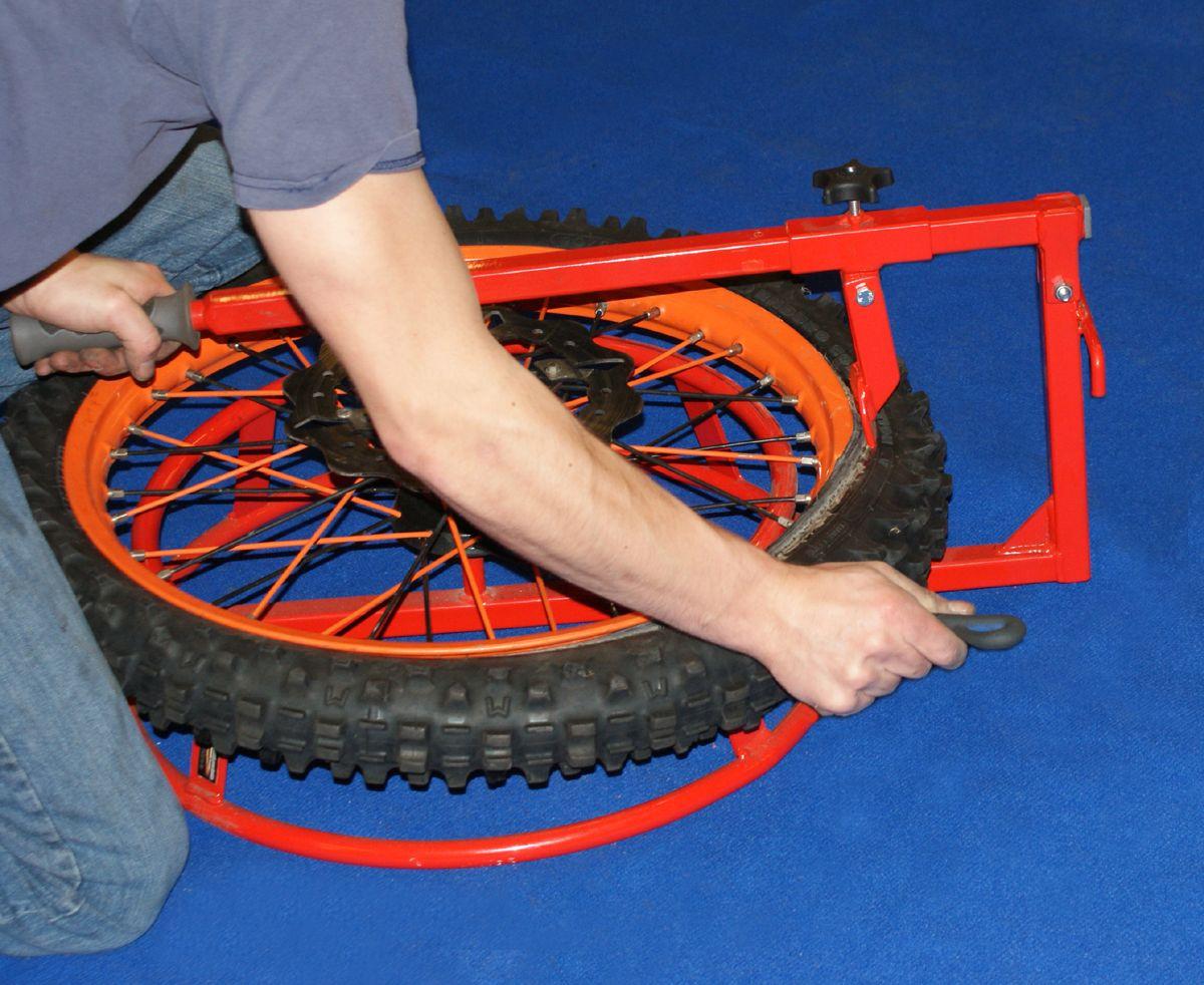 TYRE / MOUSSE CHANGER RED, TAG-Z SINGLE RING TYRE CHANER