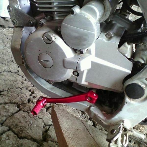 GEAR LEVER ALLOY RED 1557192