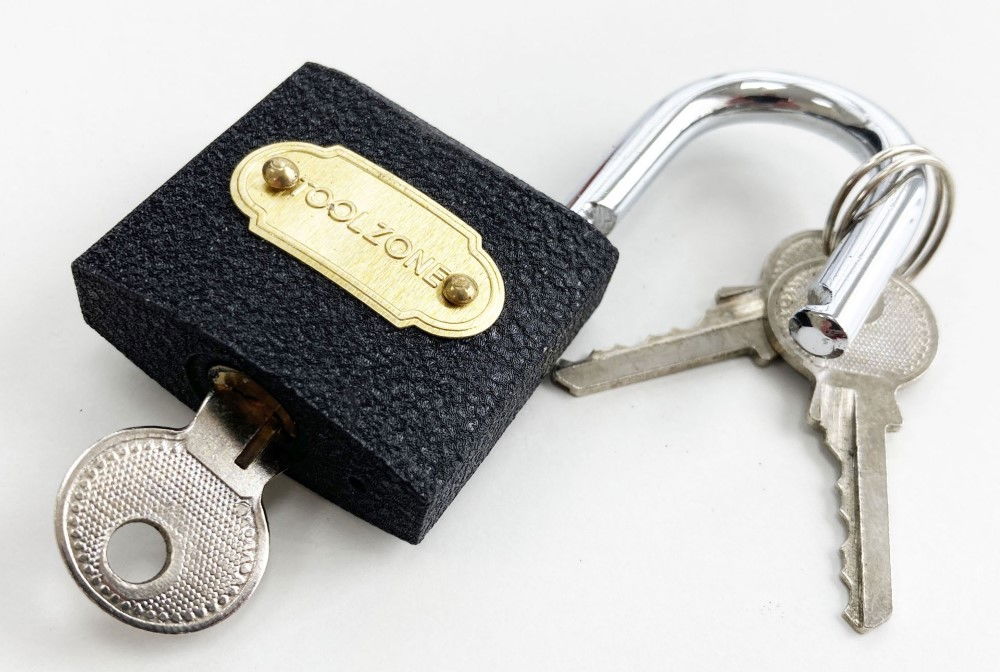 PADLOCK CAST IRON 38mm WITH 3 KEYS - TOOLZONE KDPLK028