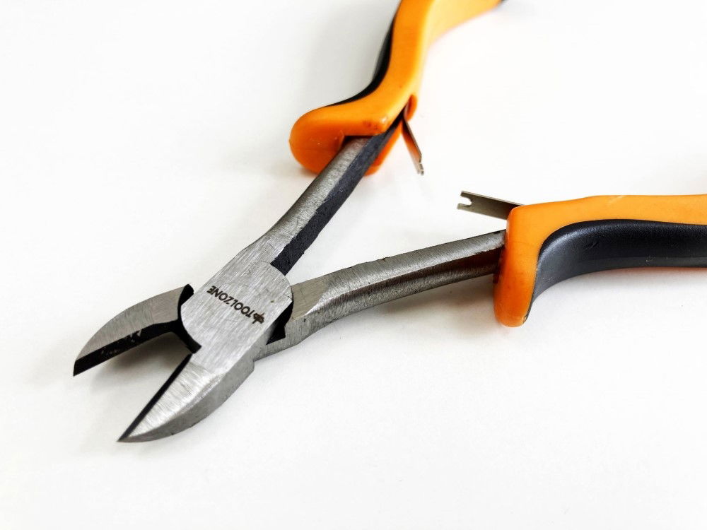 PRECISION SIDE CUT PLIERS LEAF SPRING CARBON STEEL - TOOLZONE KDPPL184