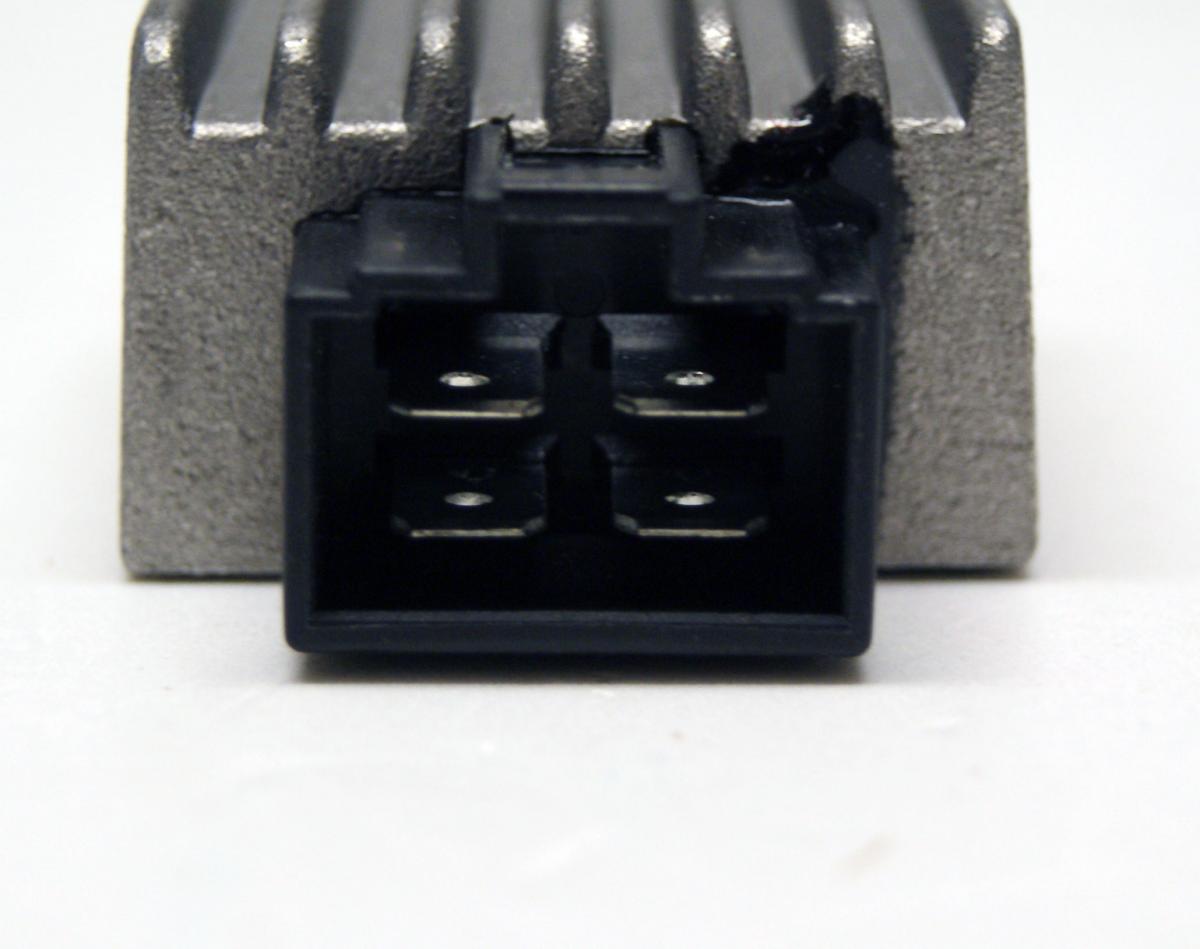REGULATOR VOLTAGE 12V / 8A, 02010-0432800-31C21 / 2JA-81960-A0-00 1KH-81960-00-00