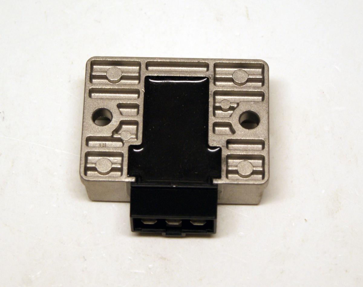 REGULATOR 21066-0039, KAWASAKI KAF400A Mule 610, KL20-5279 ROAD