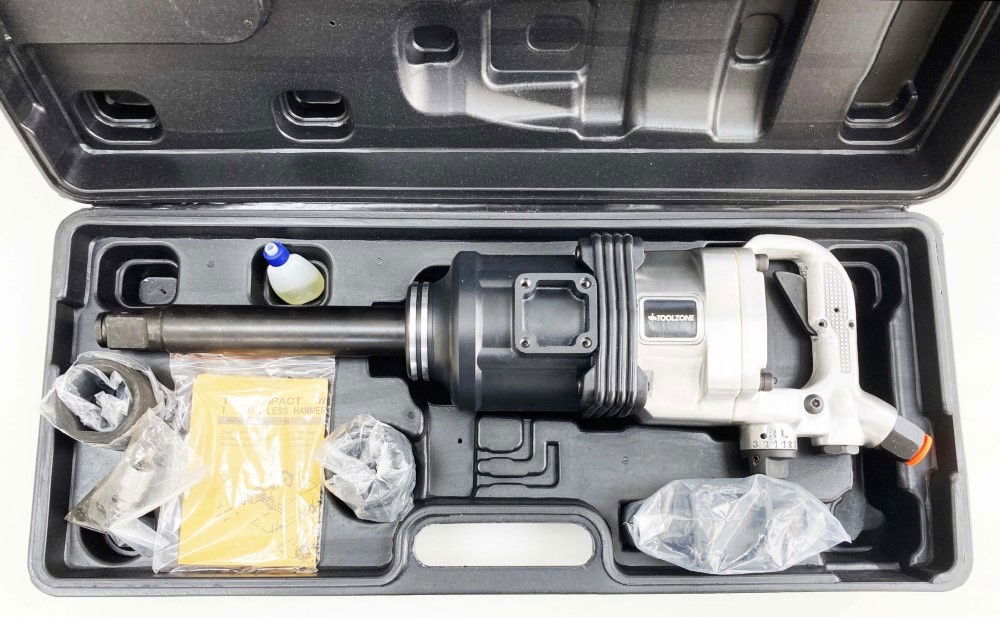 AIR IMPACT WRENCH 1 DRIVE 2200nm WITH 38mm AND 41mm SOCKETS AIR INLET 1/2 - TOOLZONE KDPAT071