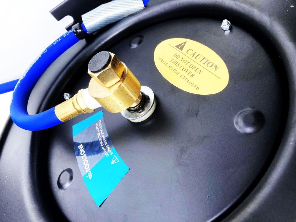 RETRACTABLE AIR HOSE 30ft 3/8 WORKING PRESSURE 300psi AUTO REWIND - TOOLZONE KDPAT102
