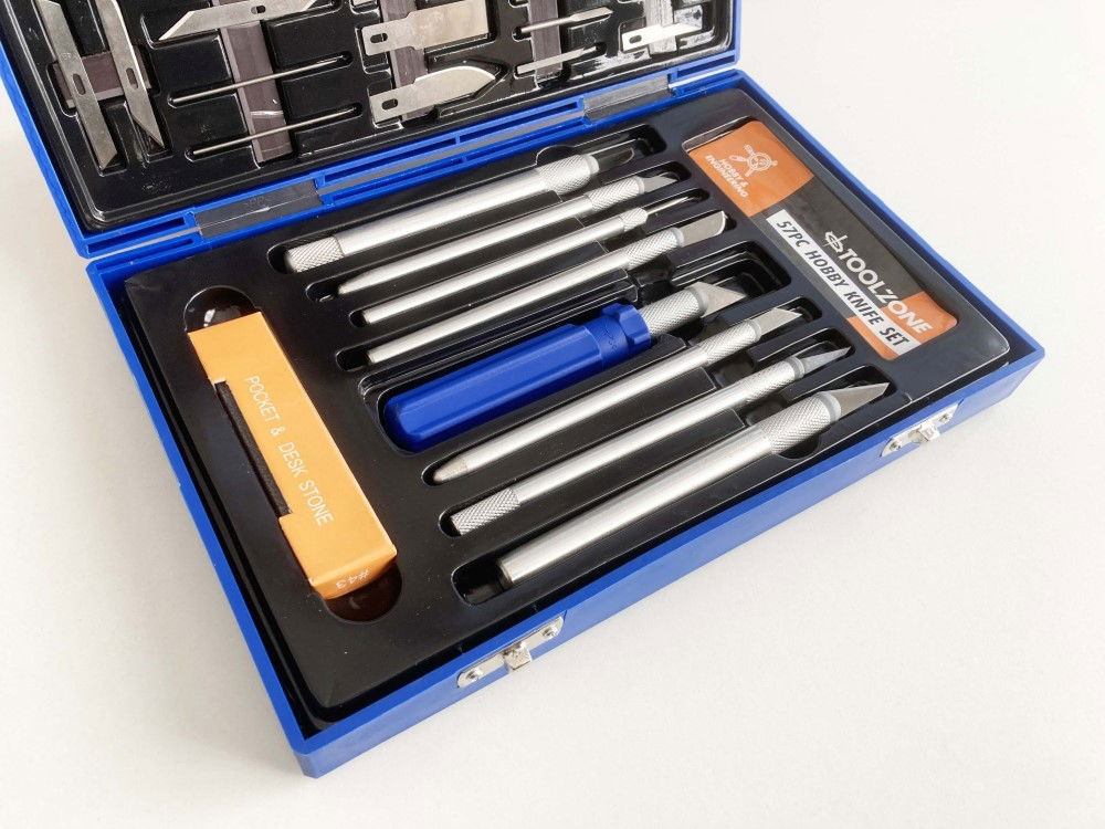 PRECISION HOBBY KNIFE SET 51 PIECE ALUMINIUM AND PLASTIC HANDLES 13 BLADES - TOOLZONE KDPHB245