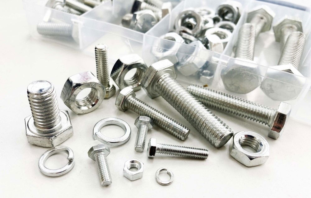 NUTS BOLTS AND WASHERS ASSORTMENT 240pc CARBON STEEL M4-M10 - TOOLZONE KDPHW042