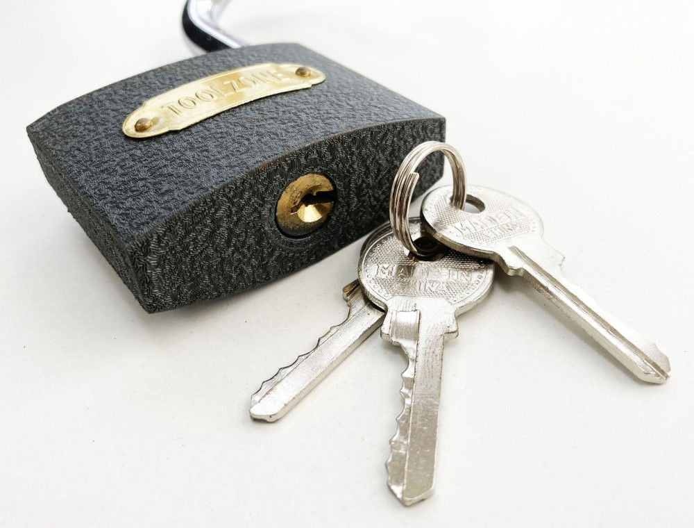PADLOCK CAST IRON 63mm WITH 3 KEYS - TOOLZONE KDPLK030