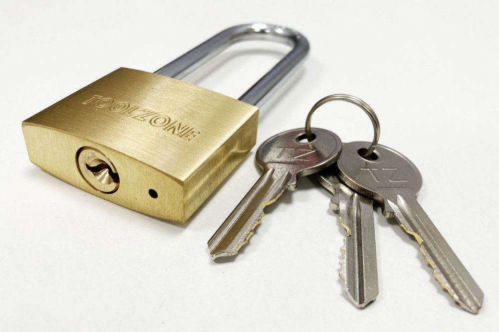 PADLOCK LONG SHANK BRASS 38mm 57mm SHACKLE WITH 3 KEYS - TOOLZONE KDPLK040