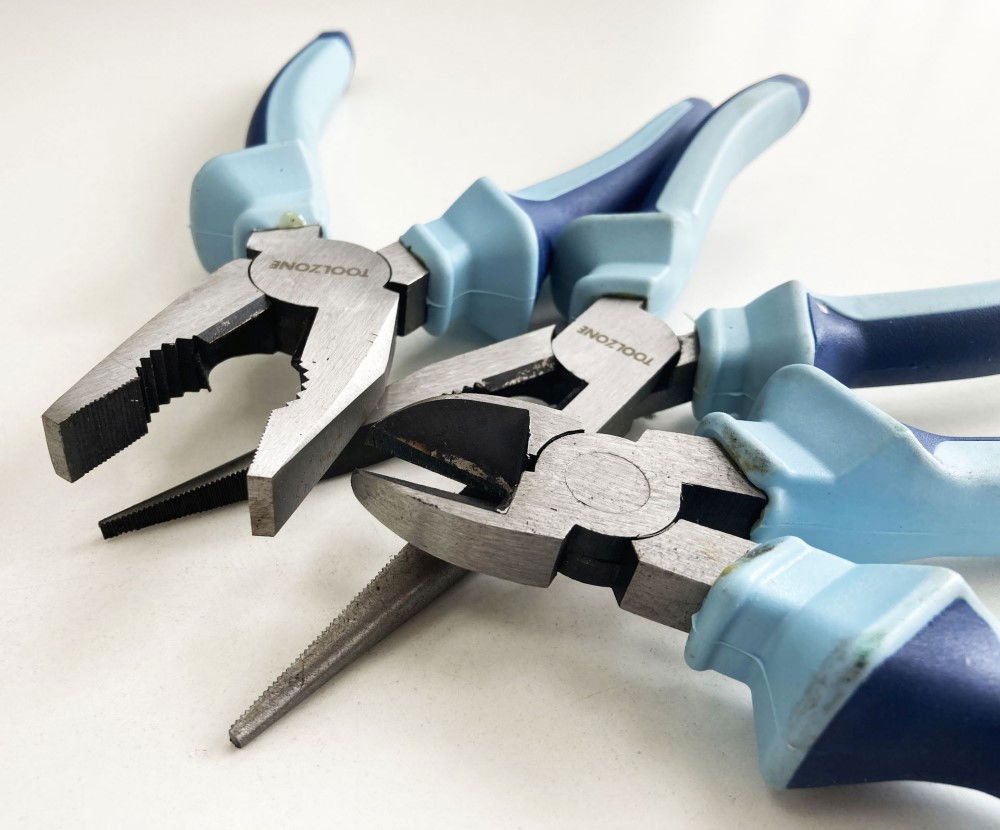 HEAVY DUTY PLIER SET 3PC 8 DROP FORGED STEEL SOFT GRIP HANDLES - TOOLZONE KDPPL140