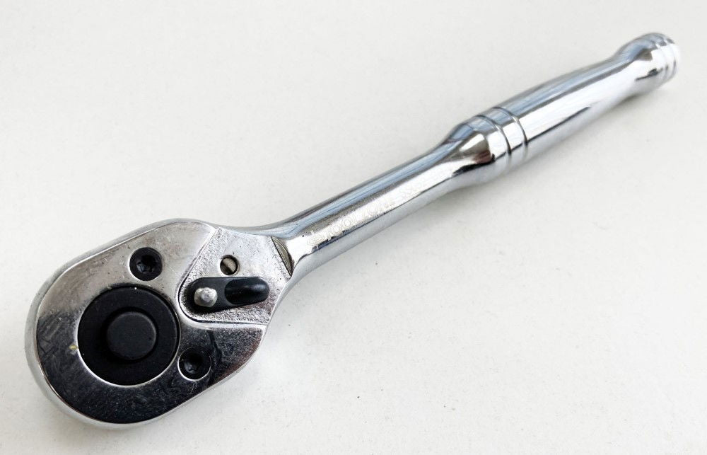 RATCHET HANDLE 1/4 DRIVE PROFESSIONAL POLISHED 150mm CRV QUICK RELEASE - TOOLZONE KDPSS052