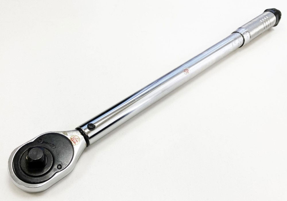 TORQUE WRENCH 1/2 DRIVE 42-210nm ISO6789 CRV SATIN FINISH - TOOLZONE KDPSS174