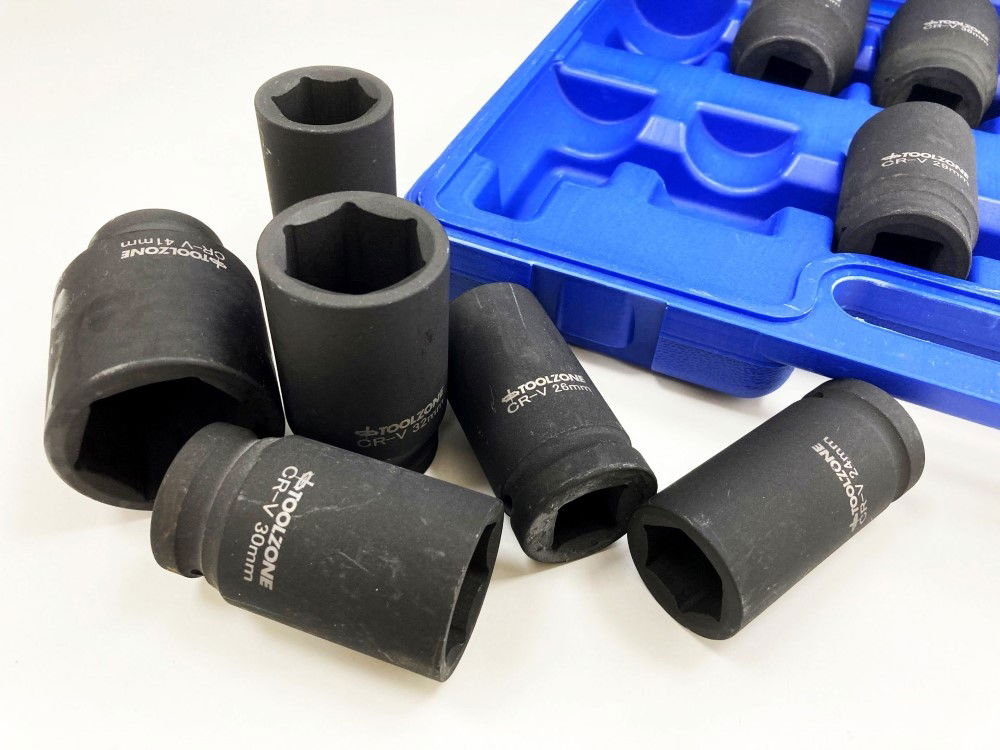 IMPACT SOCKET SET DEEP 3/4 DRIVE 12 PIECES 24mm-41mm CRV 80mm BLACK FINISH - TOOLZONE KDPSS235
