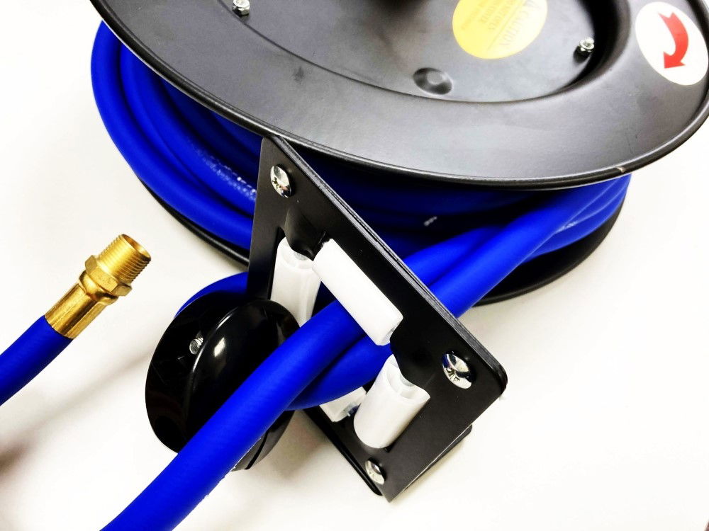 RETRACTABLE AIR HOSE 30ft 3/8 WORKING PRESSURE 300psi AUTO REWIND - TOOLZONE KDPAT102