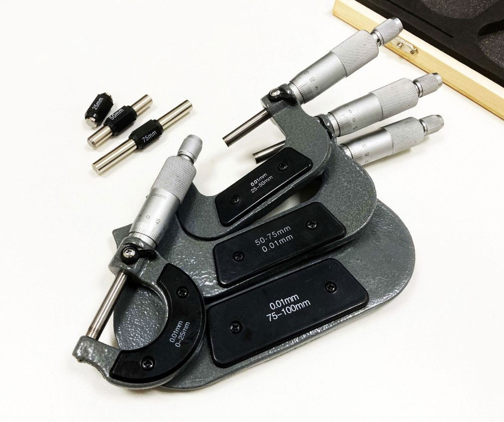 MICROMETER SET 4PC 0-100mm 0.01mm GRADUATIONS - TOOLZONE KDPMS057