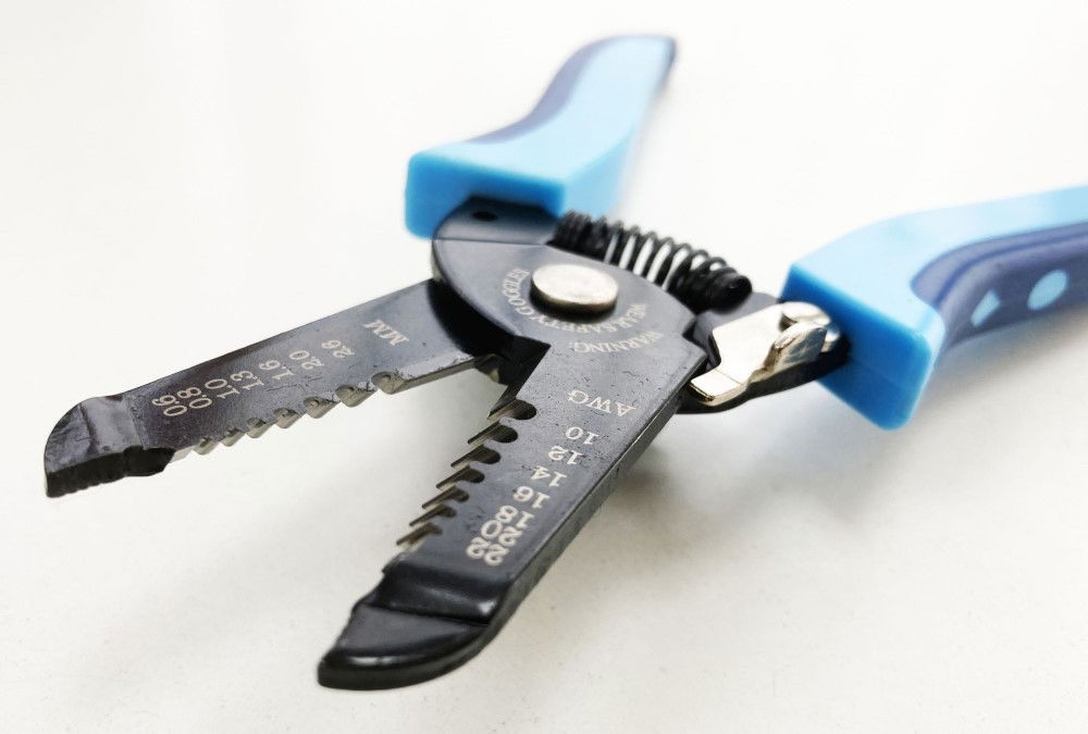 WIRE STRIP PLIERS 10-22 swg SPRING LOADED LOCKING CATCH - TOOLZONE KDPPL129