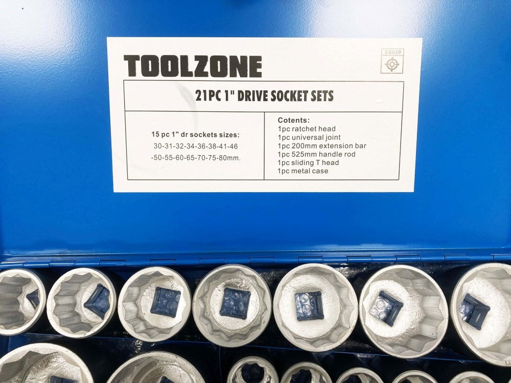 SOCKET SET 1 DRIVE 21pc 30-80mm WITH ACCESSORIES IN METAL CASE - TOOLZONE KDPSS020