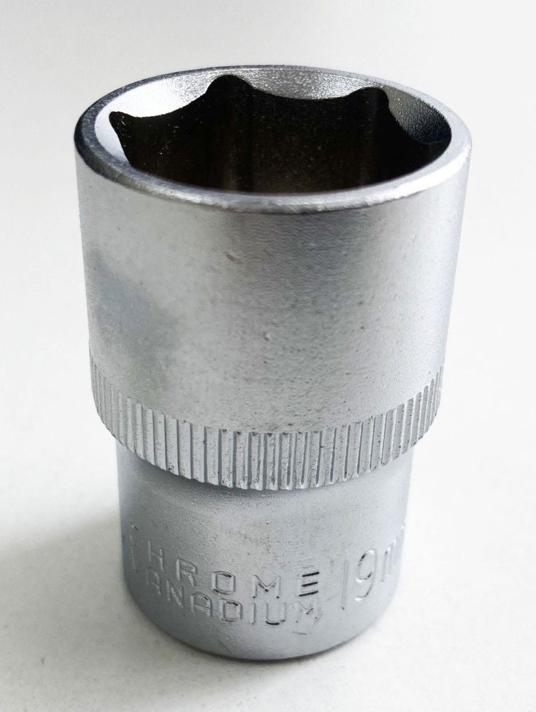 SOCKET 1/2 DRIVE 19mm CRV SATIN SINGLE HEX - TOOLZONE KDPSS078